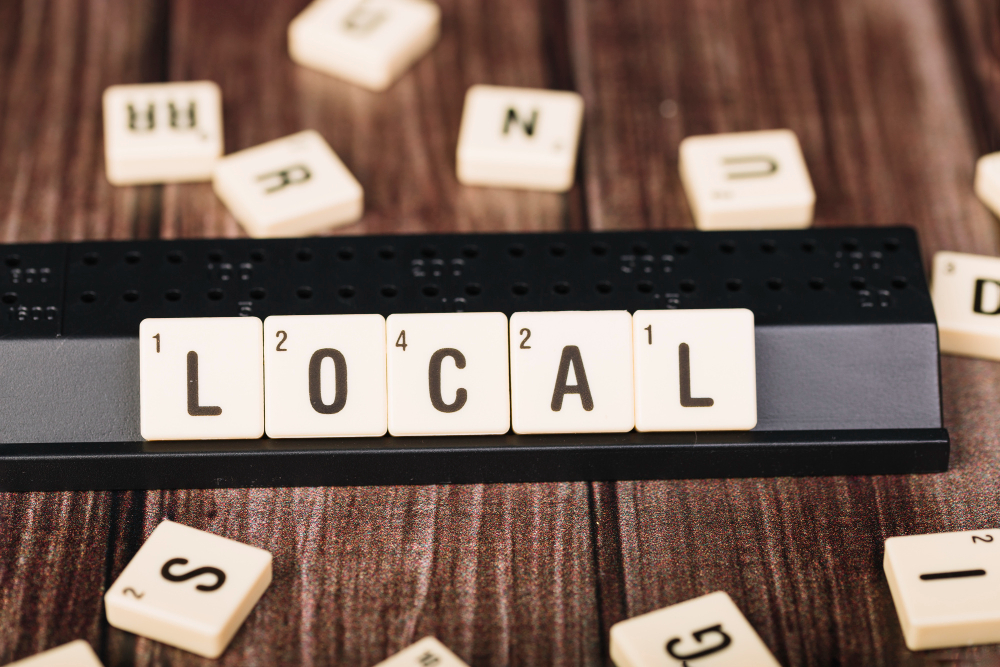 bordje met de letters local erop